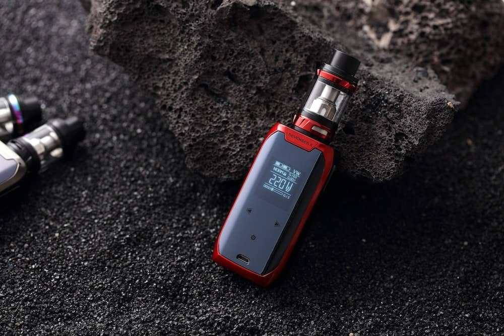 Transform Your Vaping Journey with Rechargeable Vapes: The Basics You Need to Know